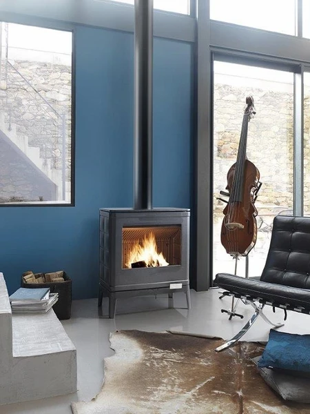 Invicta Kiara 26 Inch Wood Burning Stove - Image 2